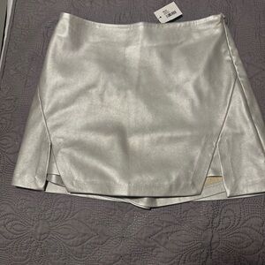 Silver faux leather Mini Skort